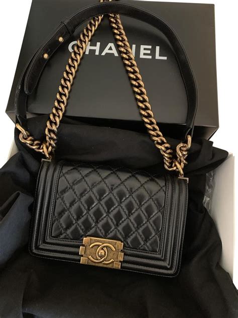 chanel boy bag crossbody|chanel boy bag price.